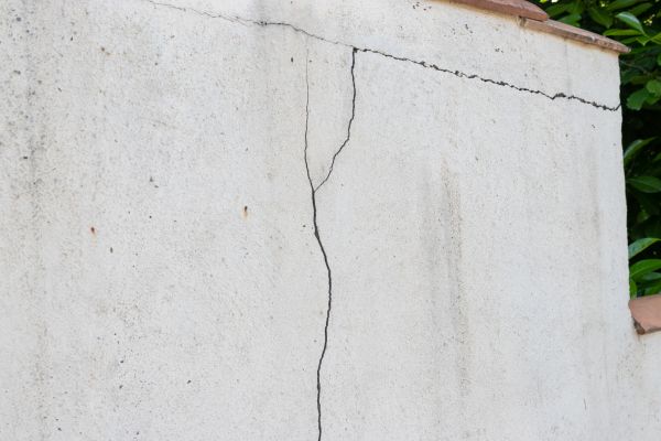 Foundation Crack Patching in Plant City